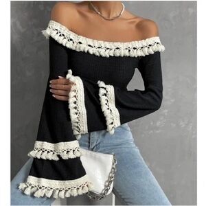 Off the Shoulder Flounce Style Sleeved Sweater